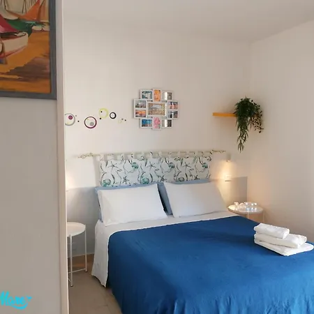 Casa Fronte Mare * Santa Teresa di Riva