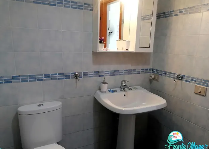 Casa Fronte Mare Nyaraló *