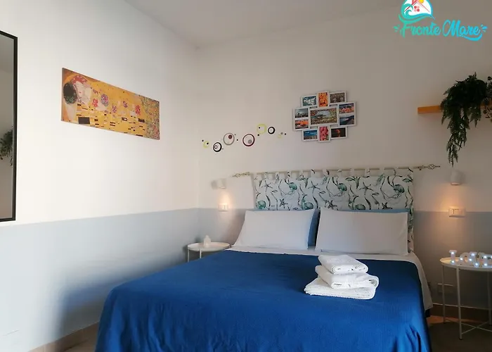 Casa Fronte Mare * Santa Teresa di Riva