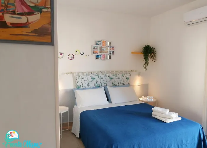 Casa Fronte Mare * Santa Teresa di Riva
